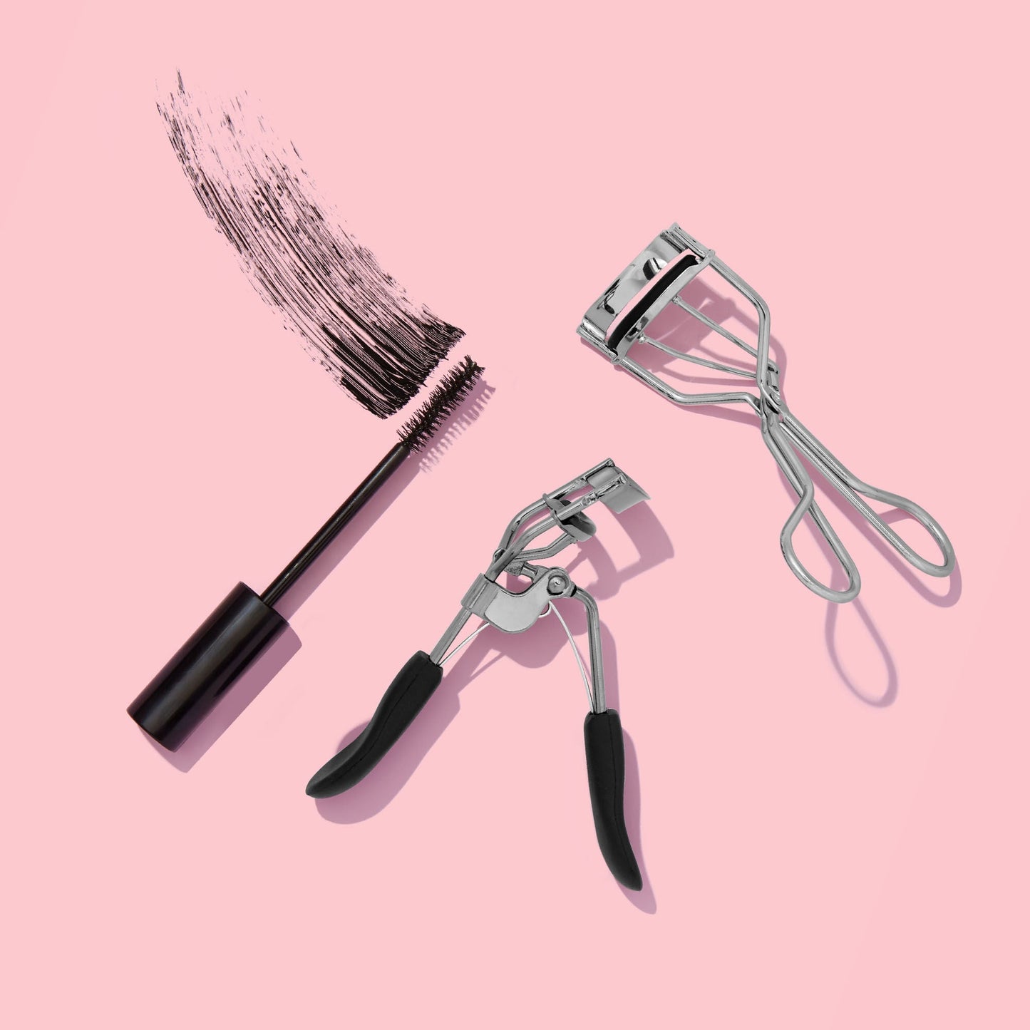 pro-eyelash-curler-p1 08192019_092019_SL_EyelashCurlersMascara_96055_IGF.jpg