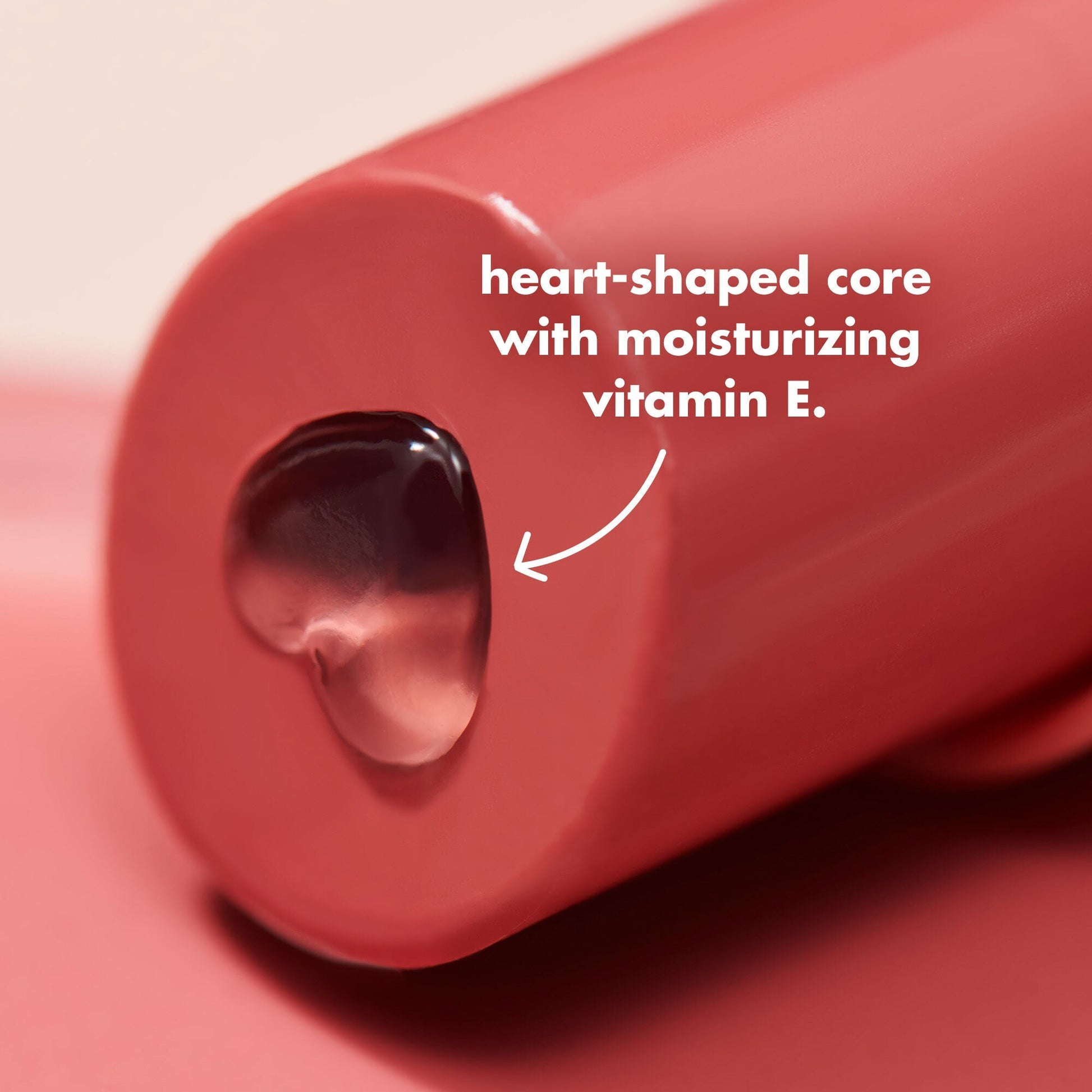 hydrating-core-lip-shine-i1 0326_EDU_HydratingCoreLipShine_PRODUCTINFO_b4236e19-37d0-403e-bb87-078193a88006.jpg