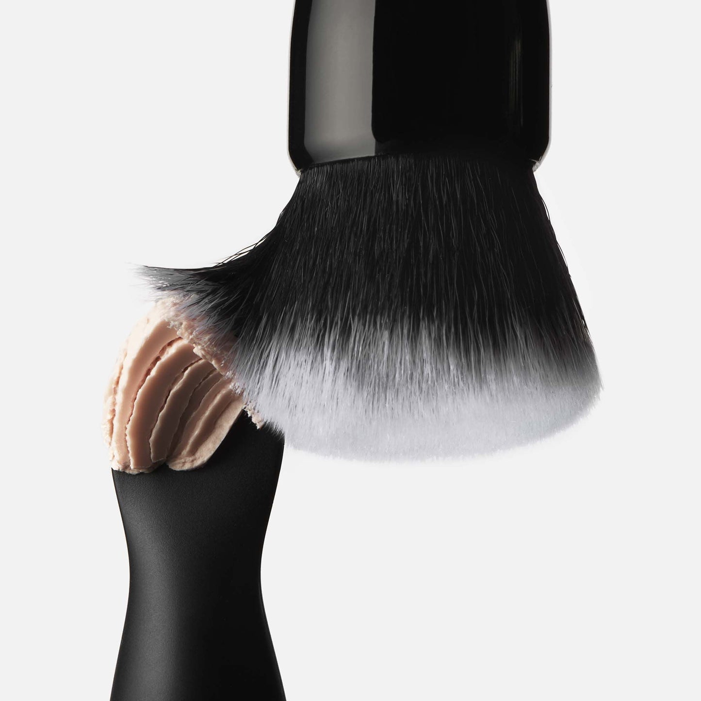 putty-primer-brush-and-applicator-d8 040523_SL_PuttyApplicator_0025_FINAL_RGB_IGF.jpg