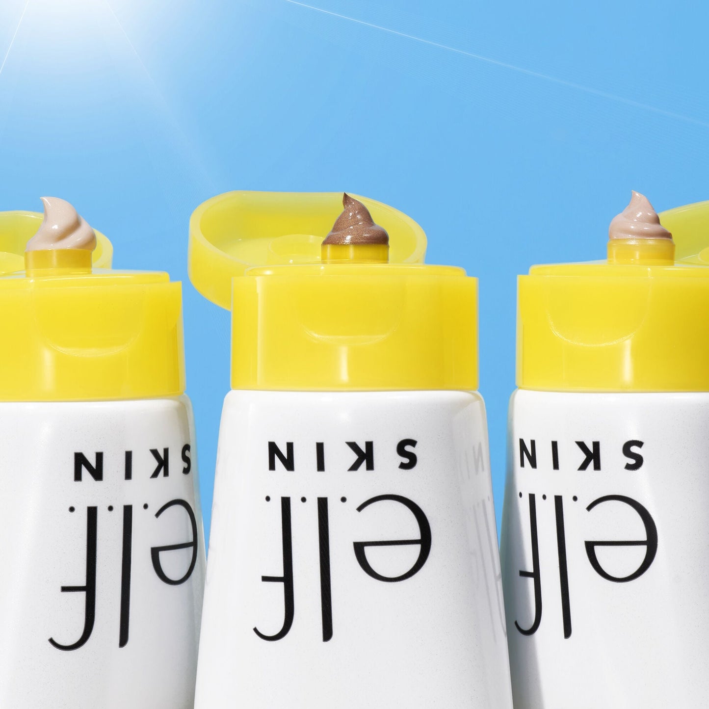 suntouchable-whoa-glow-spf-30-b3 042423_WhoaGlow_Macro_Main-2_IGF_b003ce36-775b-47d0-9dab-e2cd4030ba37.jpg