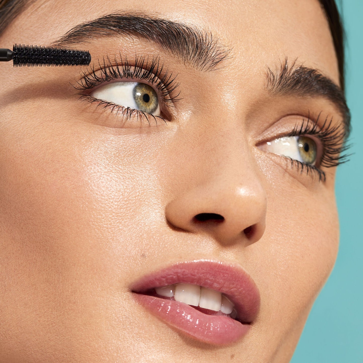 lash-xtndr-mascara-b1 060623_Lexi_LashXtndr_Look1_093_v4_RGB_IGF.jpg