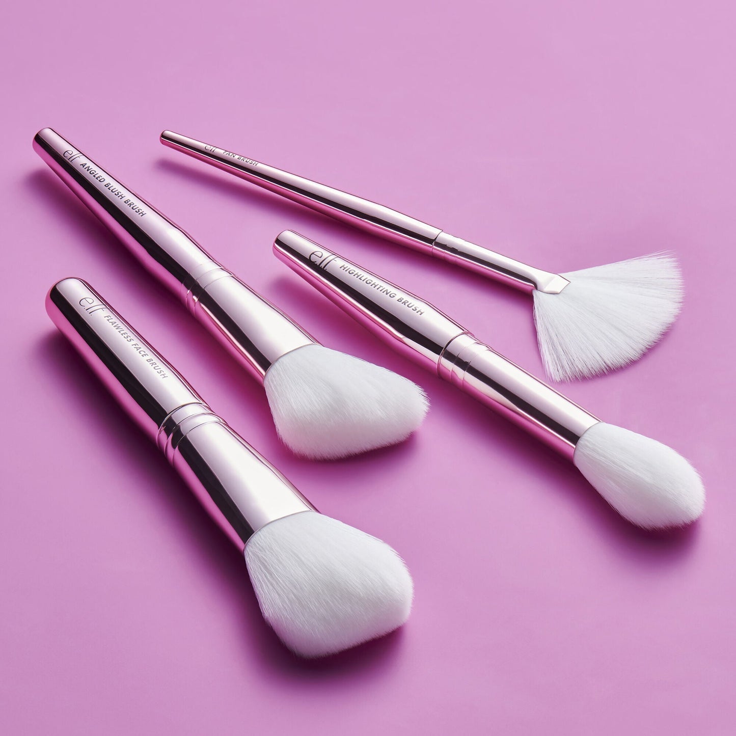 blush-bronzer-and-highlighter-brush-set-o5 12142020_BlushGlow-BrushKit_0027_FocusBracket-MAIN_V2_IGF.jpg