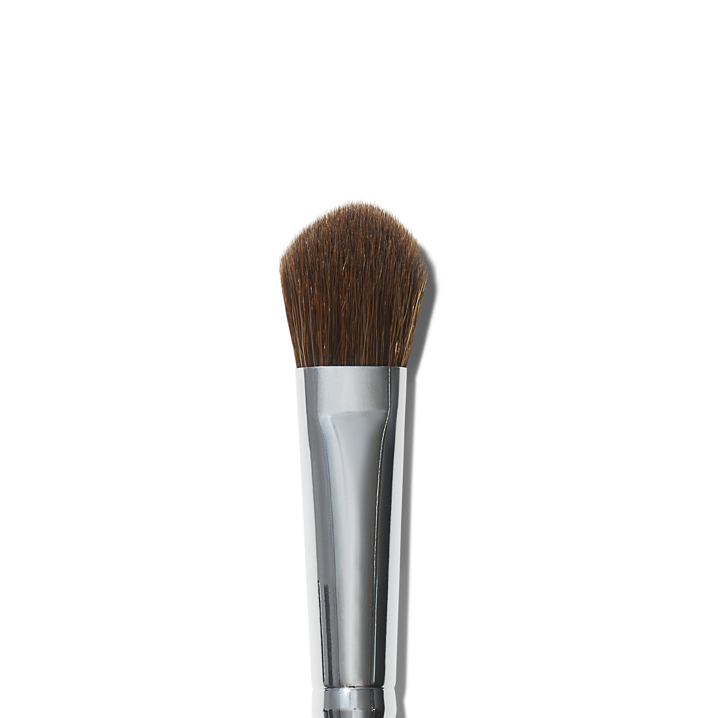 wide-tapered-eyeshadow-brush-a2 21994_MACRO_R.png