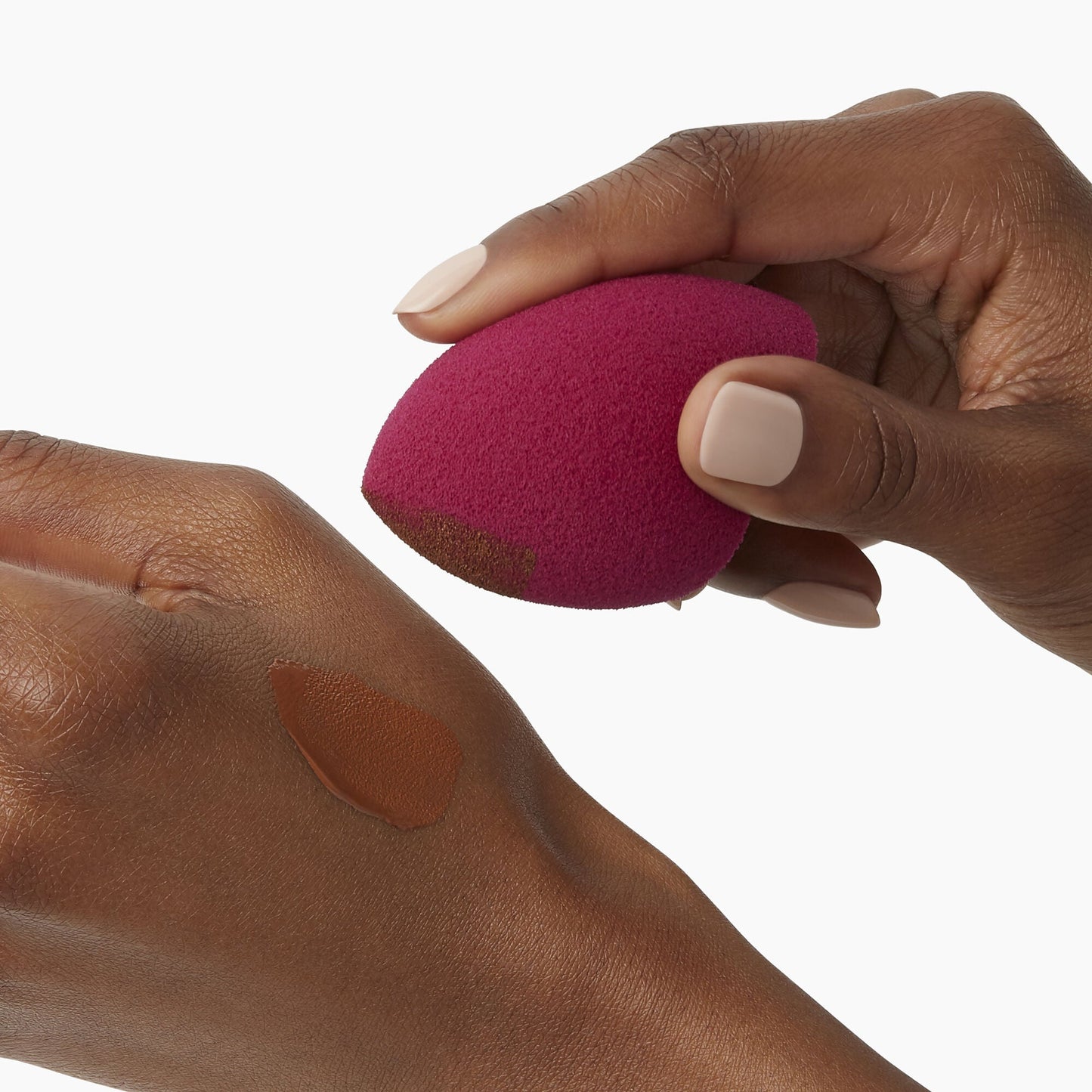 total-face-sponge-duo-p2 84061_TotalFaceSponge_047_V2.jpg