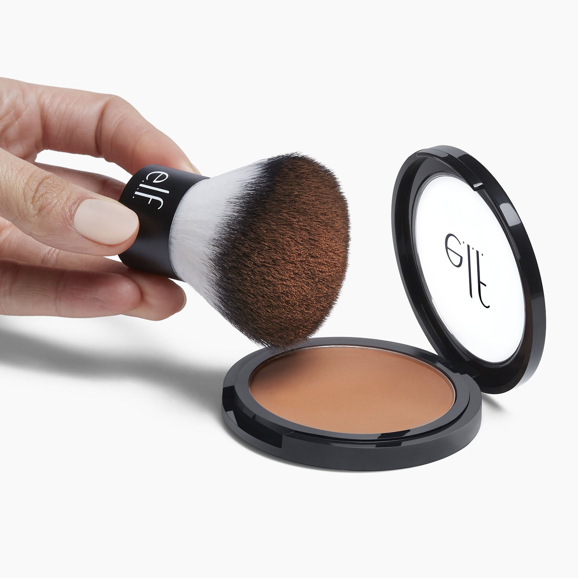 kabuki-makeup-brush-b8 85011_StudioKabuki_Brush_076_V2.jpg